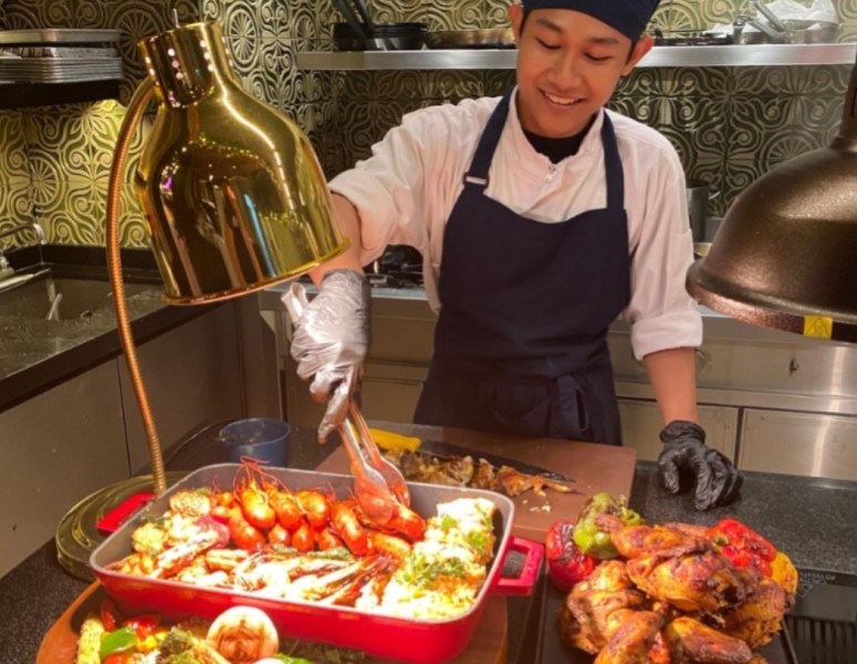Cook Helper